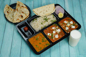 Paneer Punjabi Thali
