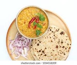 4 Chapati With Curry Combo