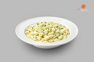 Classic Alfredo Pasta