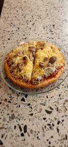 Mushroom Pizza