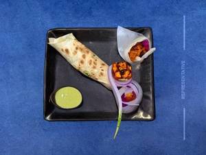 Garlic Paneer Roll