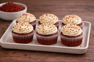 Velvet Indulgence Cup Cake [6 pc]