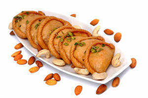 Kesar Gujiya