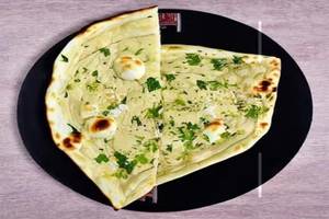 Cheese Garlic Naan