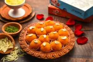 Kanpuri Boondi Laddu