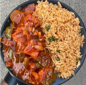 Chilli Paneer With Fried Rice