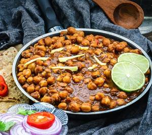 Amritsari Chole Half