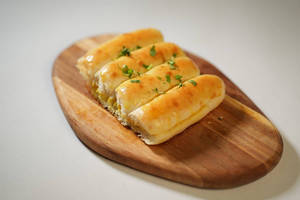 Oil Pav