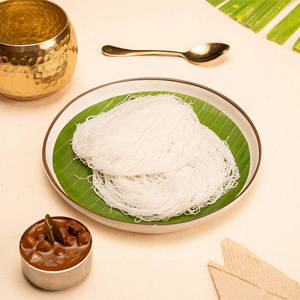 Idiyappam Set + Kadala Curry