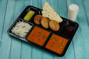 Sp.dal Bati Thali