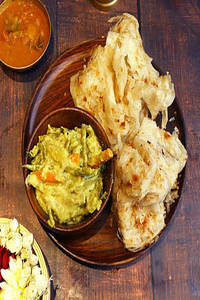 Avial With Parotta