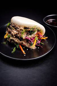 Pulled Chicken & Mushroom Bao
