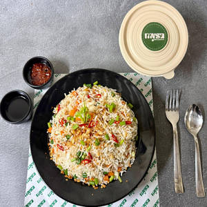 Prawns Burnt Chilli Garlic Fried Rice With Chilli Gravy