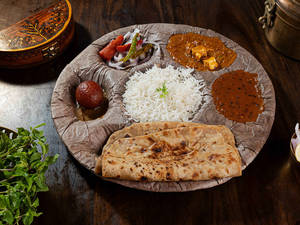 Oye Paaji Thali
