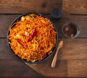 Egg Schezwan Noodles
