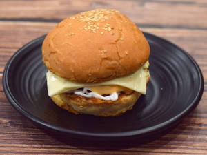 Aloo Tikki Burger