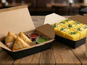 4 Pcs Samosa + 250 Grams Dhokla