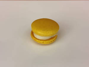 Pineapple Macaron
