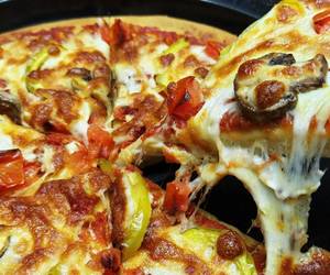 Farmhouse Pizza