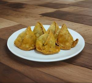 Mini Samosa Bucket [5 Pieces]