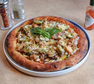 American Cheddar & B.b.q Chicken Pizza- [12 Inches]