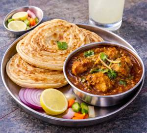 Parota With Chicken Curry+Lime Juice 