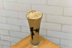 Cold Coffee With Icecream