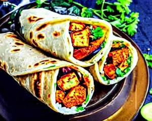 Paneer tikka roll