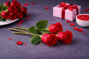 Triple Charm Red Roses