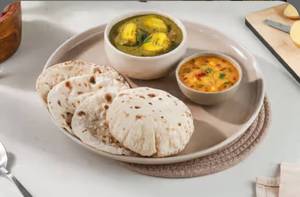 Aloo Palak Everyday Thali