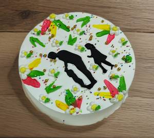 Family Design Chocolate Flower Cream Cake