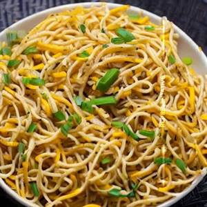 Garlic corn noodles
