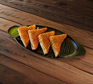 Pizza cheese grilled
