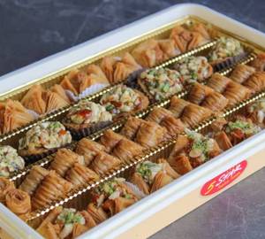 Mix Baklava (250 Grams, 1 Box)                                                                 