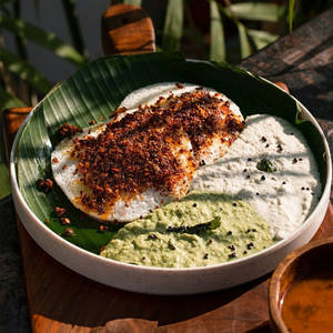 Ghee Karam Idli (2 Pcs)