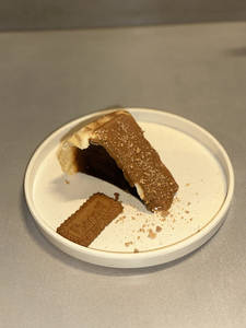 Lotus Biscoff Basque Cheese Cake