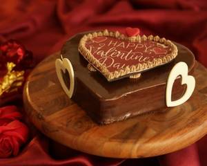 Burn Away Chocolate Heart Cake (500 Gms)