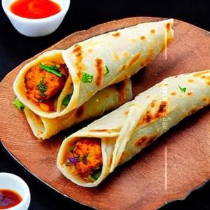 Fried Aloo Cheese Roll