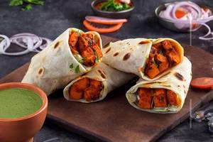 Paneer Makhani Roll
