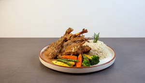 Roasted Lamb Chop With Mint Jus, Sauted Vegetable, Creamy Mashed Potato,mint Jus