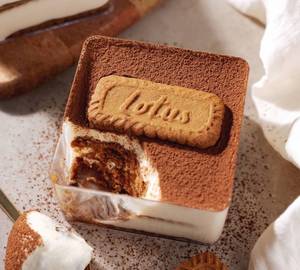 Lotus Biscoff Cheese Cake