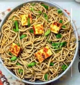 Paneer Hakka Noodles