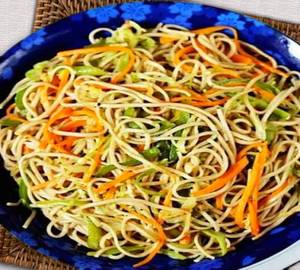 Veg fried noodles