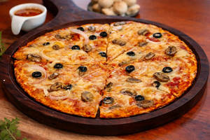 Fungi Alle Olive Pizza [ 12 Inches ]