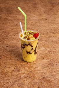 Fruit Salad icecream with dryfruits