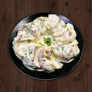 Creamy Butter Garlic Chicken Momos