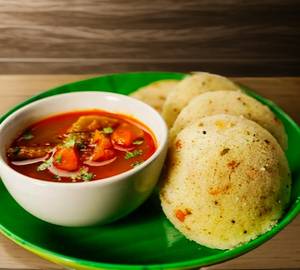 Mix veg idli [4 pieces]