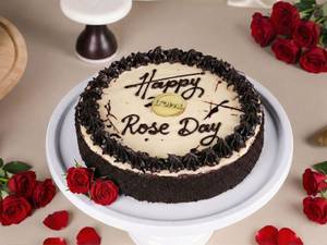 Rose Day Special Choco Vanilla Cake (1/2 Kg)