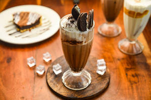 Oreo Cookie Shake