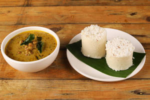 Puttu [3 Pisces} Kadala Curry